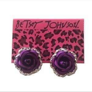 NWT Betsey Johnson purple rose earrings